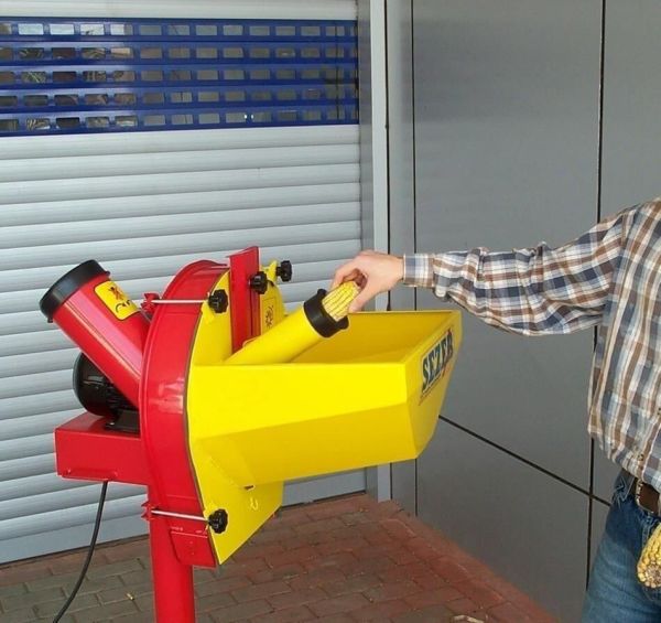 Sezer YKM2 Benzinli  Yem Kırma Makinesi