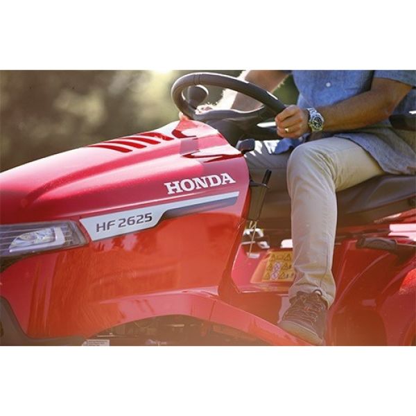 Honda HF 2625 HMEH Çim Biçme Traktörü