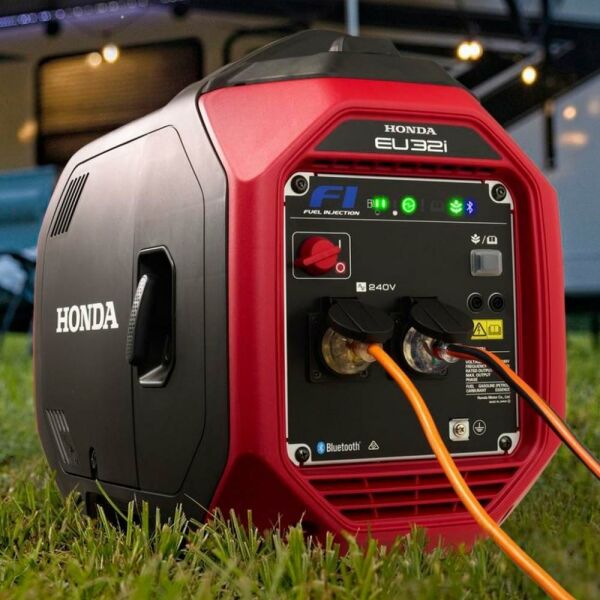 Honda EU 32i 3.2 kVA Taşınabilir Sessiz Benzinli Jeneratör