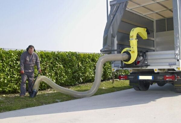 Agrinova OT8B Benzinli Yaprak Toplama Makinesi